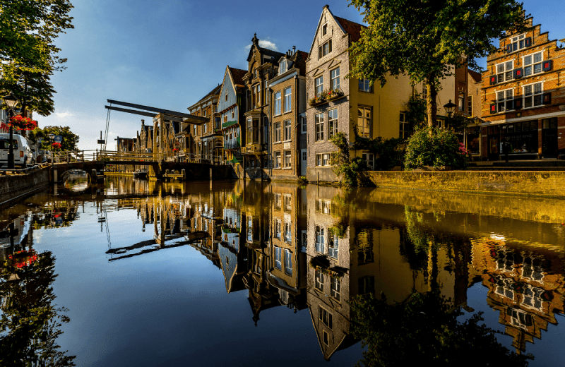 Schöne Städte in der Umgebung